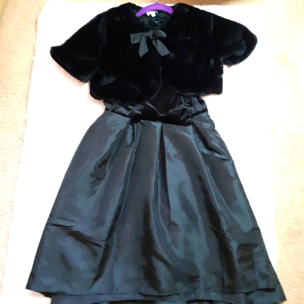New D Signed by Disney Black dress with bolero. L